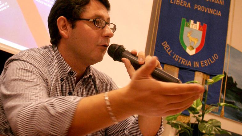 “Že 60 let sobivamo s takšnimi napisi, ki so del kraške krajine in so izraz ideo