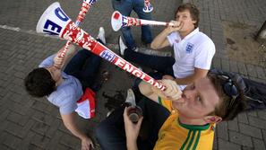 Angleški navijači so ponoreli za vuvuzelami. Tottenham jih ne mara. (Foto: Reute