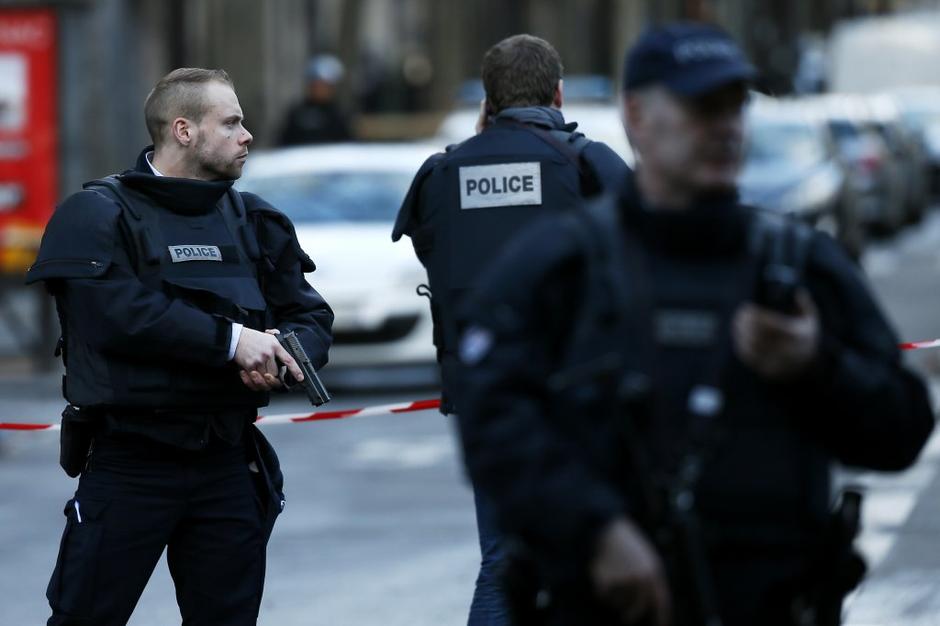 Pariz - napad ob obletnici | Avtor: EPA