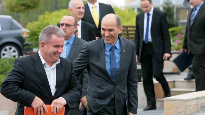 vlada na Ptuju, dan stavke, vizjak, janša