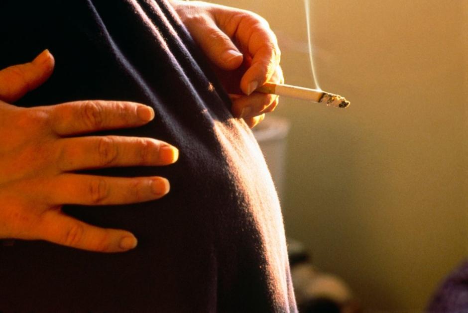 Kajenje v nosečnosti | Avtor: Profimedias