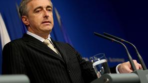 "Pripravili bomo zahtevke za vračilo neupravičenih odtegnjenih zneskov," je deja