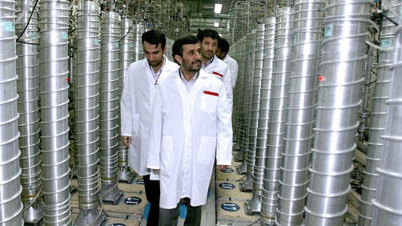 V Iranu so nenadoma vnovič spremenili svoje stališče do bogatenja urana v tujini