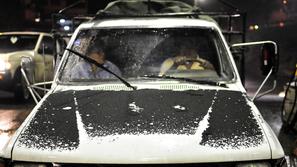 Vulkanski prah je prekril okolico. (Foto: EPA)