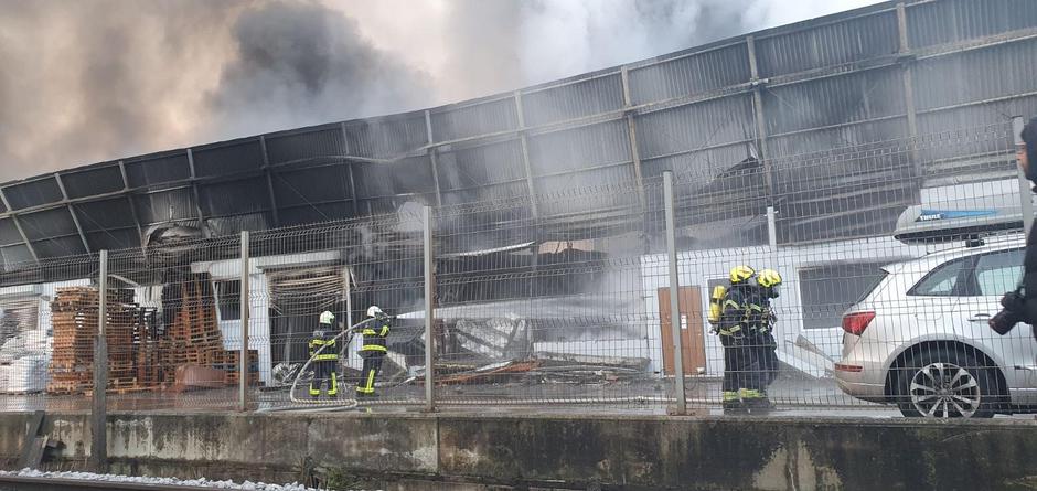 Požar na Plemljevi ulici v Ljubljani | Avtor: Bralka