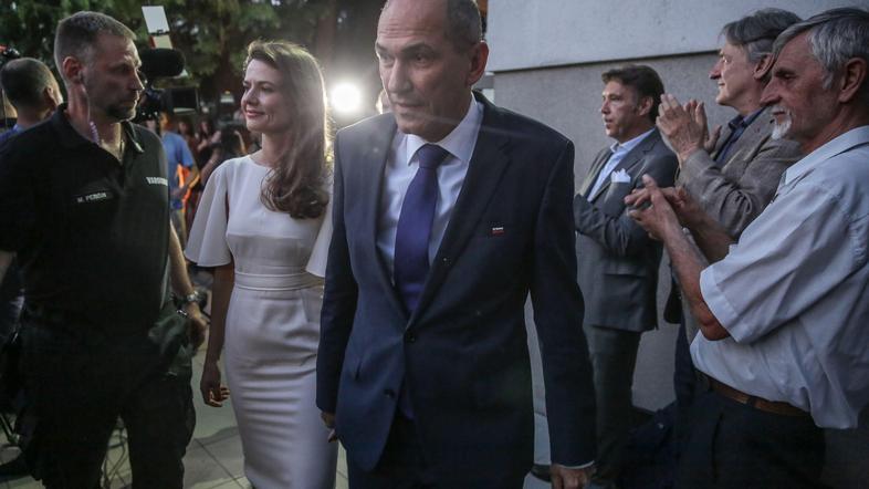 Janez Janša Urška Bačovnik Janša SDS