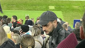 Sven Ullirch med gledalci