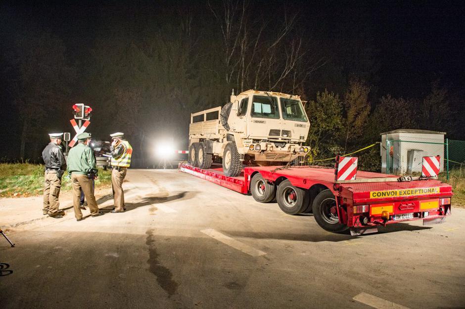 Vlak trčil v tovornjak | Avtor: EPA