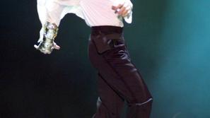 Večina dolgov, ki jih je za seboj pustil pevec, je že skoraj odplačana. (Foto: E