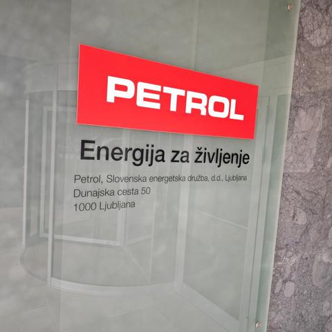 Petrol, novinarska konferenca