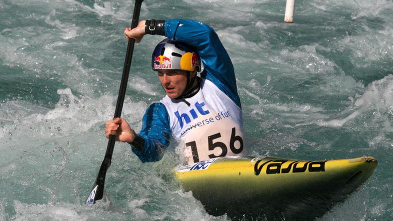 Peter Kauzer je aktualni svetovni in evropski prvak v slalomu. (Foto: Nina Jelen
