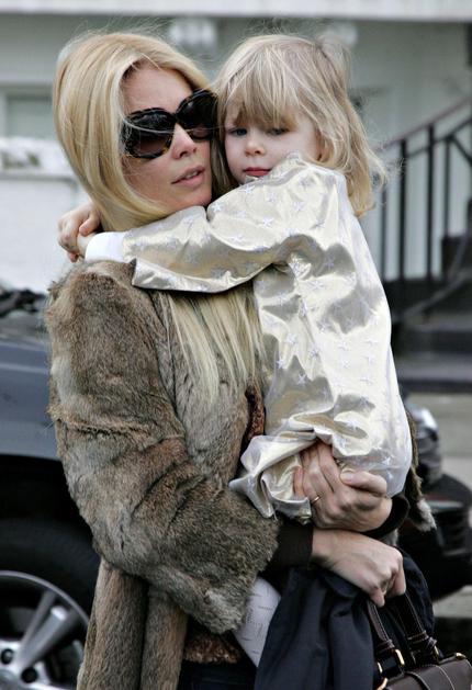 Claudia Schiffer in Clementine