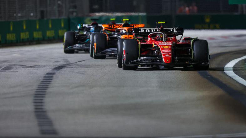 Carlos Sainz VN Singapurja