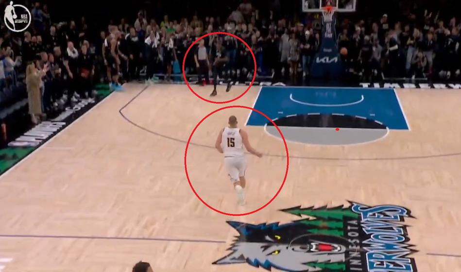 To se ne dela! Ko je Jokić videl potezo tekmeca, se je besno zapodil vanj