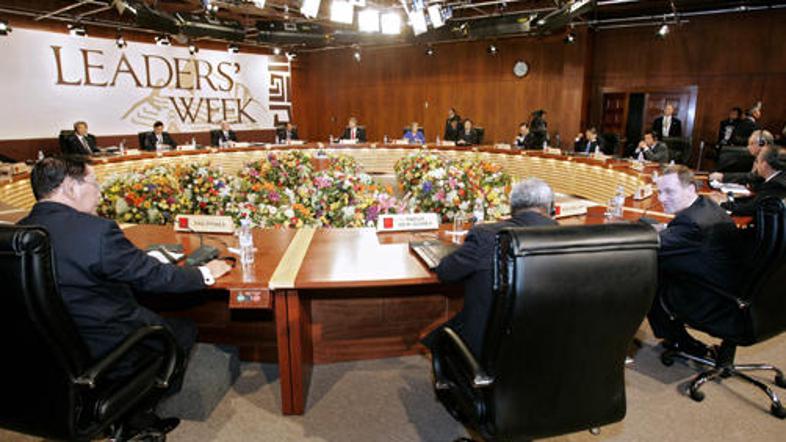 Voditelji držav so se strinjali, da je pot do uspeha v prostem trgu in ne v prot