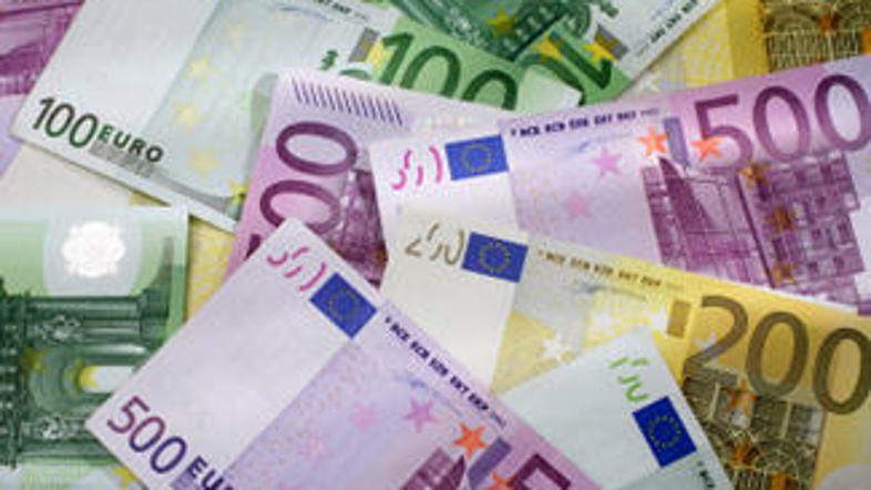 Kdor je v začetku septembra najel sto tisoč evrov posojila v "švicarjih" in ga ž