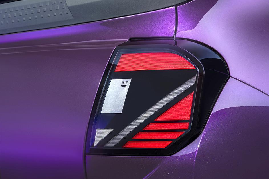 nissan pixo