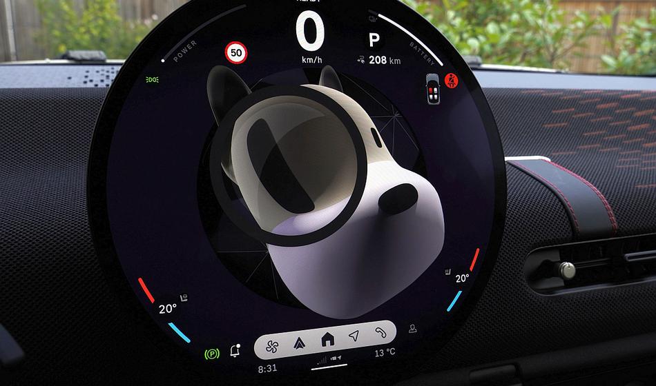 OLED v sredini in psiček Spike v glavi