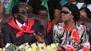 Robert in Grace Mugabe