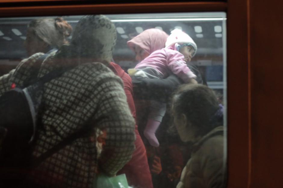 Vlak z begunci prispel v Središče ob Dravii | Avtor: Saša Despot