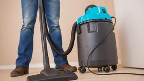 Moški sesa stanovnaje