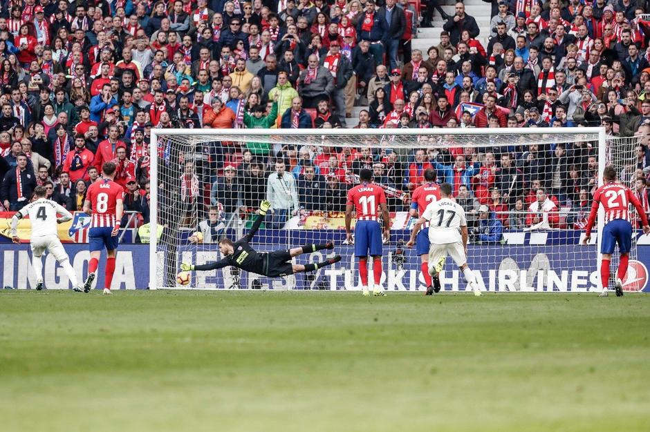 Sergio Ramos Jan Oblak enajstmetrovka Atletico Real Madrid | Avtor: Profimedia