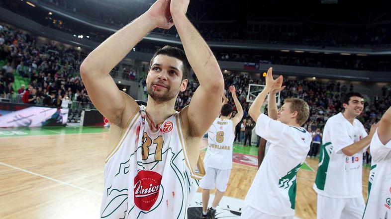 Olimpija - Panathinaikos, Ožbolt, kri