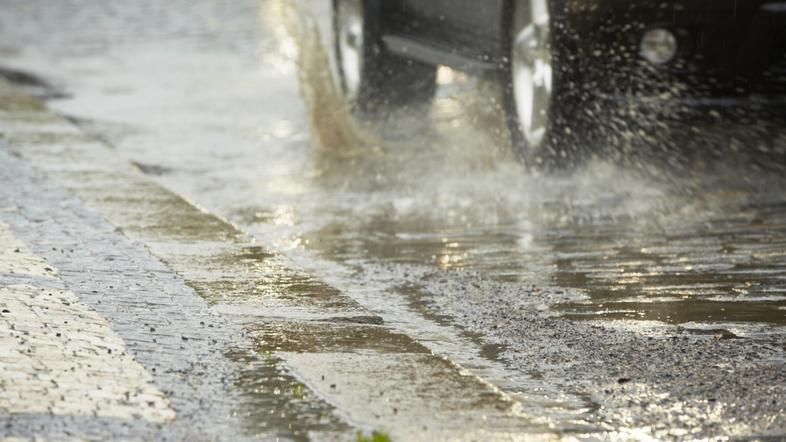 dež, promet, slabo vreme, luža