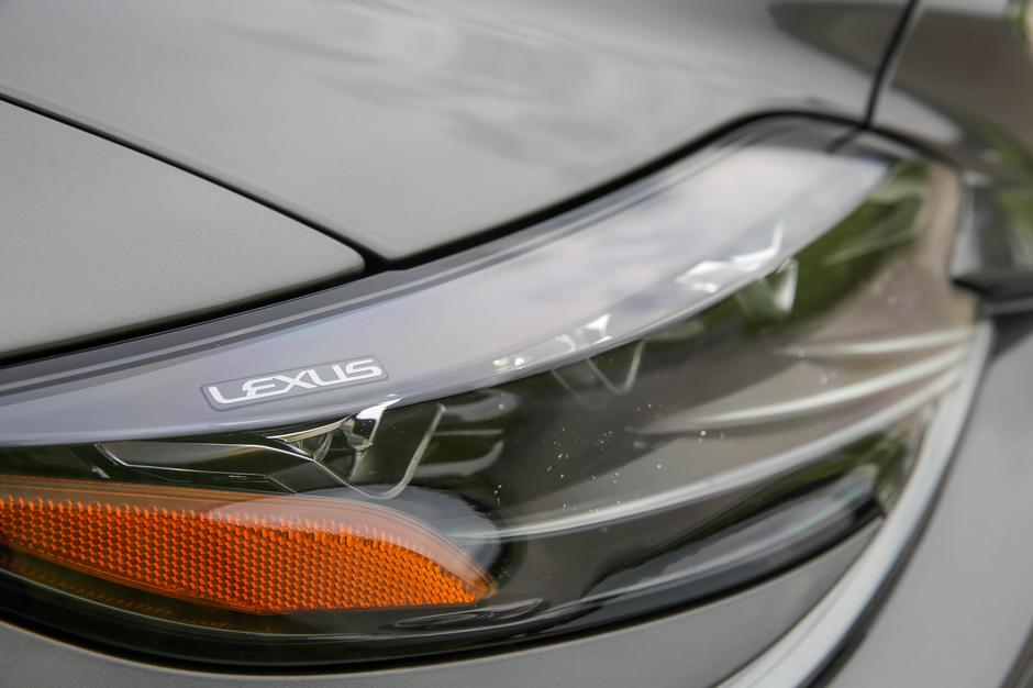 Lexus LS | Avtor: Saša Despot