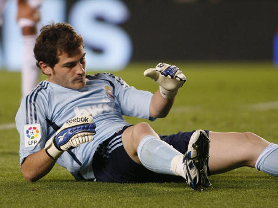 Ko ga je premagal Joan Capdevilla, je vratar Reala iz Madrida Iker Casillas Barc