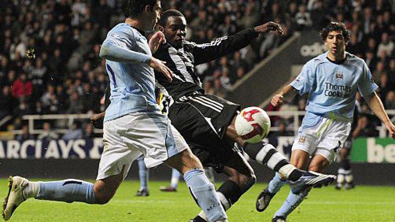 Dirk Kuyt je bil z dvema zadetkoma najbolj zaslužen za zmago Liverpoola.