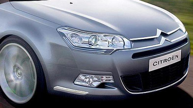 Grobe oblikovne posebnosti novega citroëna naj bi nakazoval že lepotec airspace.