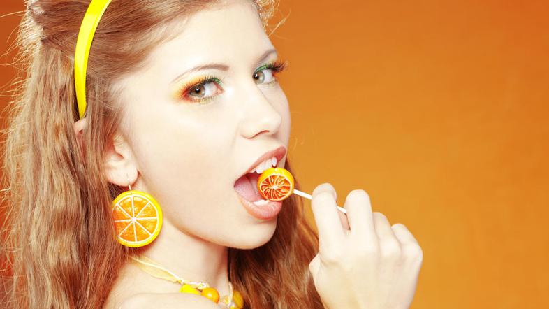 lizika, lizanje, ženska