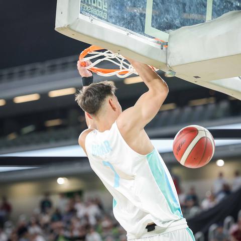 eurobasket u20 slovenija-romunija, Vit Hrabar