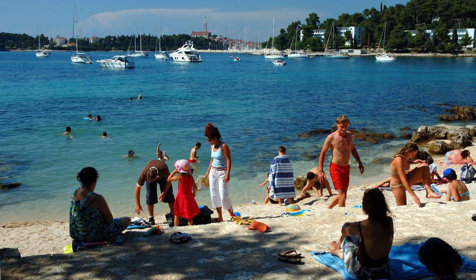 Objavili prve rezultate kakovosti morja v Istri: Tej plaži se raje izognite