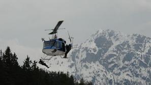 Policijski helikopter