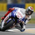 Španec Jorge Lorenzo je v Le Mansu prišel do druge letošnje zmage.