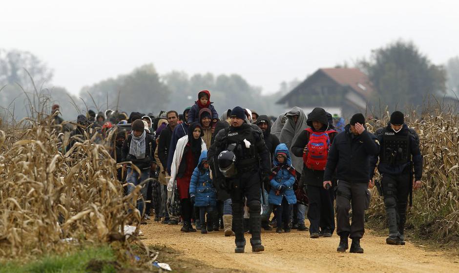 Begunci v Sloveniji | Avtor: EPA