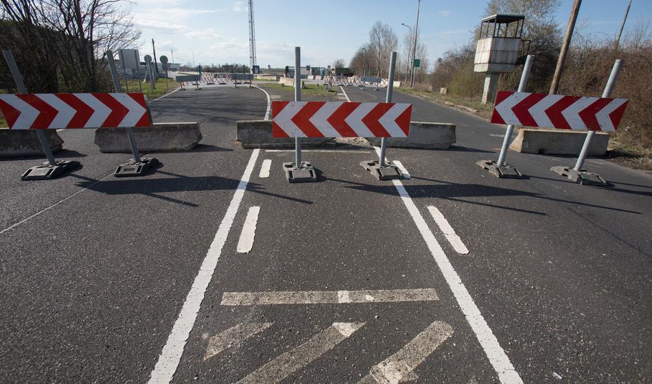 Temperature krepko pod ničlo, mama pa zunaj pustila komaj rojenega otroka