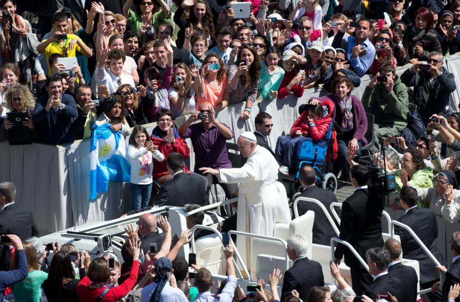 papež velika noč vatikan blagoslov mestu in svetu 