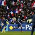 Francija Ukrajina Pariz zastava zastave tribuna navijači gol