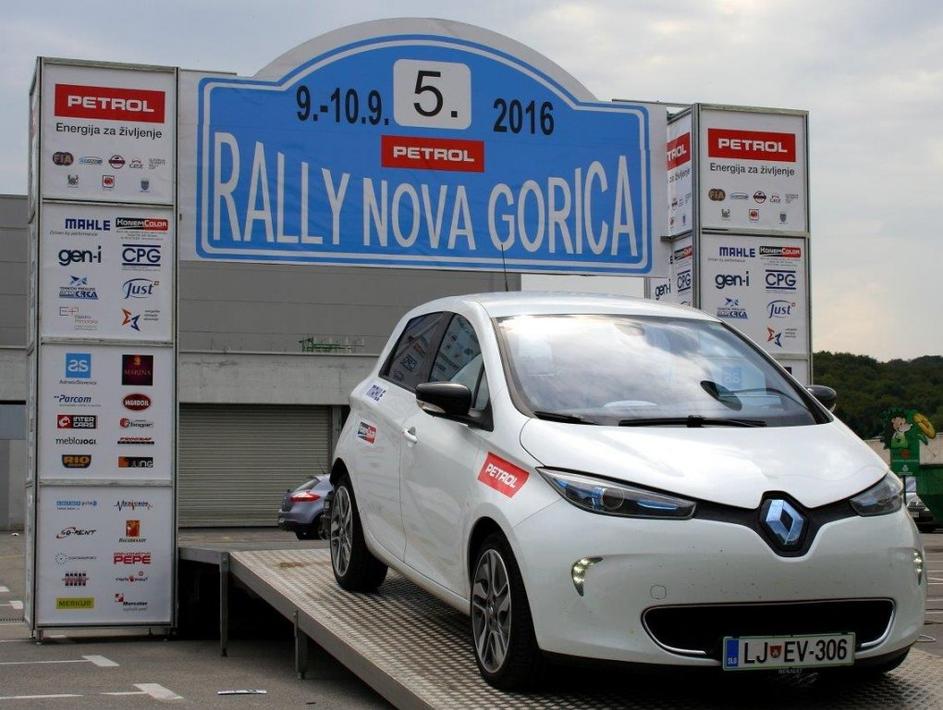 Renault zoe na reliju v Novi Gorici