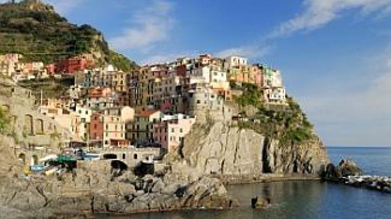 Cinque Terre ob Ligurskem zalivu izberejo mnogi mladoporočenci, ki pridejo v Ita