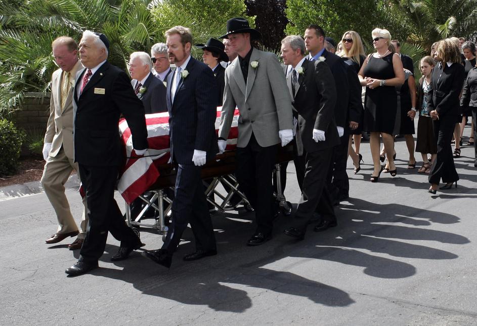 Tony Curtis, pogreb