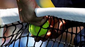 tenis žogica mreža igrišče