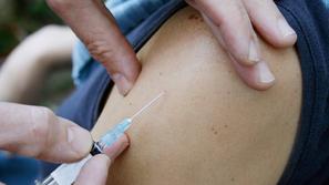 Cepljenje otrok proti hepatitisu B je uveljavljeno že nekaj let.
