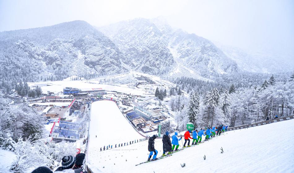 Zaskrbljujoče stanje v Planici: Organizatorji posegli po ekstremni rešitvi