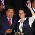 Hugo Chavez in rešena talka Clara Rojas, samo nekaj ur po izpustitvi iz rok upor