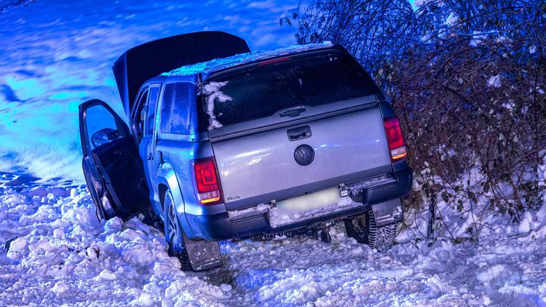 prometna nesreča sneg