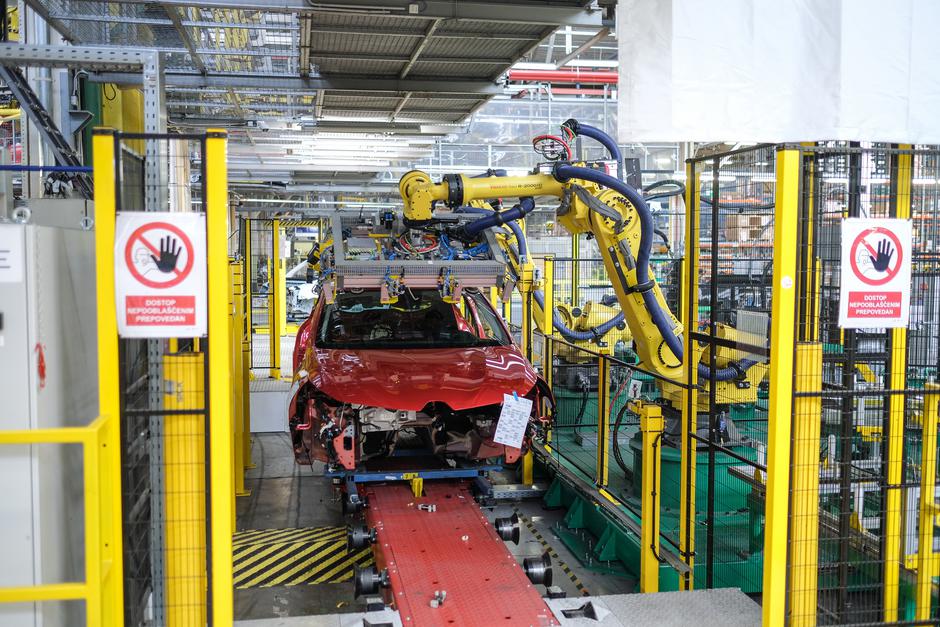 Tovarna Revoz | Avtor: Renault